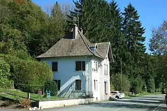 Le poste frontière à Brémoncourt.