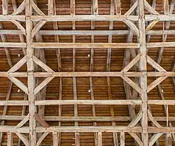 Charpente de l'ancien dortoir des moines.