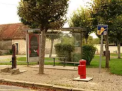 L'arrêt de bus L'Aile Bleue en 2013.