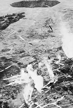 Photo aérienne d'un bombardement au gaz par les Britanniques, en juin 1916