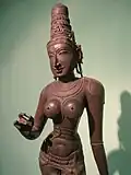 La Devi. Sculpture en bronze du XVe&nbsp;siècle de style Vijayanagara. De provenance sud-indienne.