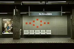 décorations des quais de métro avant rénovation.