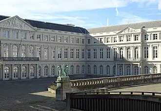 Palais de Charles de Lorraine, lieu du Salon de 1872.