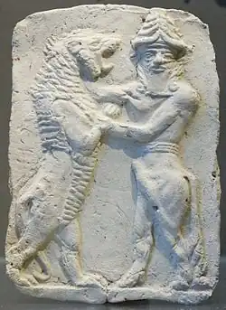 Homme-taureau combattant un lion. Musée du Louvre.