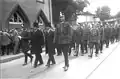 Bernhard Weiss avec Magnus Heimannsberg&nbsp;(de) et Albert Grzesinski aux obsèques des policiers assassinés Paul Anlauf et Franz Lenck, 1931.