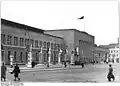 Le bâtiment voyageur en 1950.