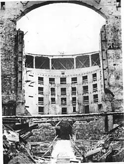 Ruine du Semperoper en 1945.