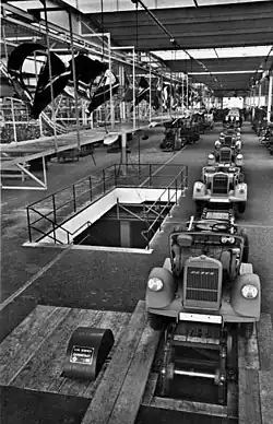 Production des Blitz dans Opelwerk Brandenburg&nbsp;(en), l'usine Opel à Brandebourg-sur-la-Havel, en 1936