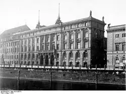 illustration de Darmstädter und Nationalbank