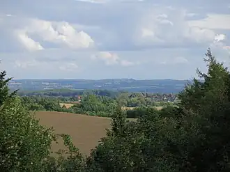 Le Bungsberg vu depuis la tour de guet du château de Panker au nord-ouest.