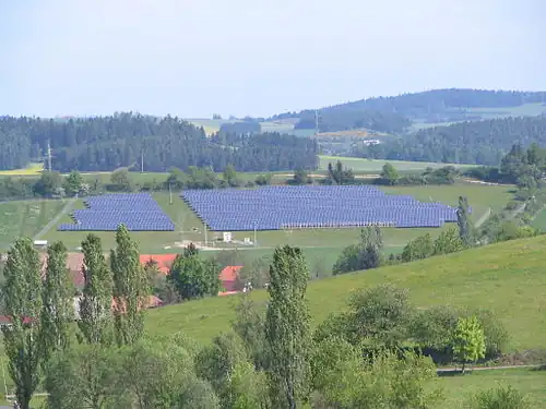 Panneaux solaires à Bušanovice.
