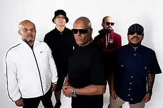 Description de l'image Câmbio Negro.jpg.