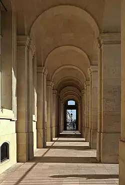 Galerie de l'entrée.