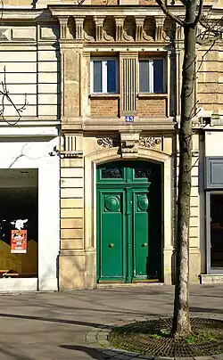 Porte du no&nbsp;43.