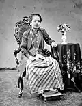Une dame priyayi de Java central à l'époque des Indes néerlandaises (1913)
