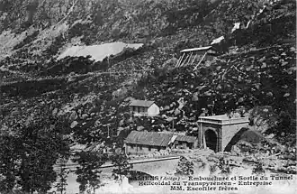 Les accès du tunnel avant la fin du chantier de construction.