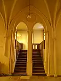 L'ancienne chapelle avant la démolition de l'escalier en 2013.