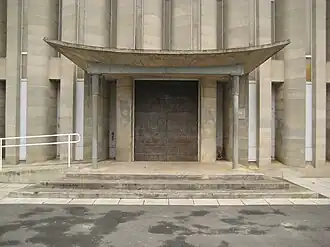 Porche de l'église du Sacré-Cœur