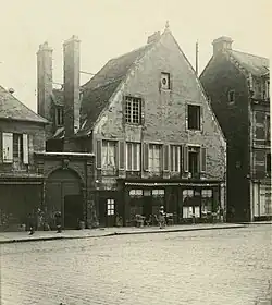 Ancien hôtel de Cairon, détruit en 1944.
