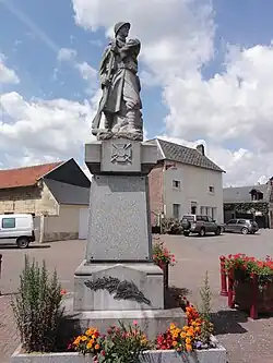 Monument aux morts.