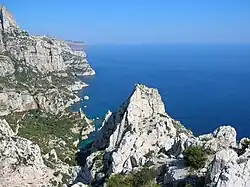 Vue de la calanque de Sugiton depuis le belvédère