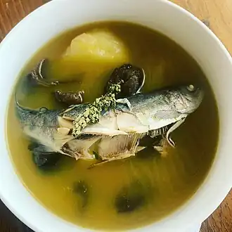 Caldo de carachi, bouillon de poisson des régions autour du lac Titicaca.