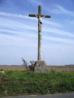 Calvaire dressé en 1912, entre Nibas et Saucourt.