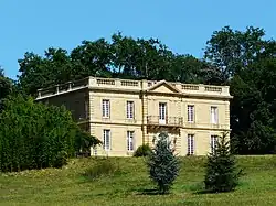 Le château du Gard.