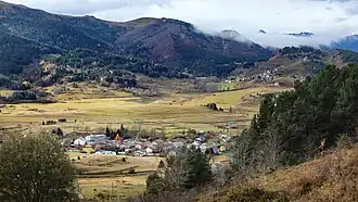 Camurac et Montaillou au loin.