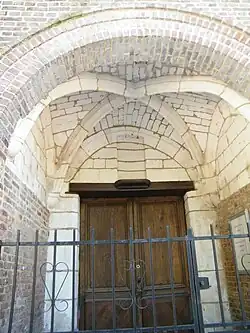 Porche de l'église.