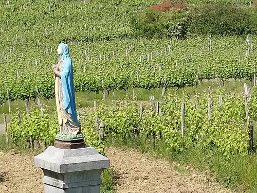 Statue de la Vierge Marie.