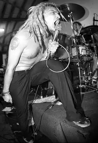 Description de cette image, également commentée ci-après