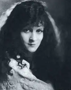 Description de cette image, également commentée ci-après