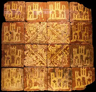 Carrelage médiéval, exposé au Palais du Tau, Reims, France.