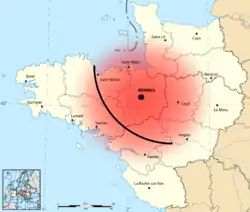 Cartographie du Nord-Ouest de la France, figuré d'un cercle rouge centré sur Rennes et une ligne courbe noire.