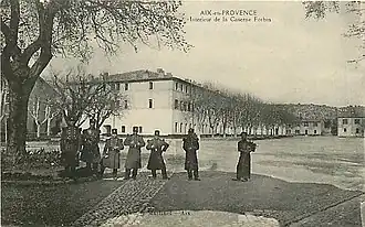 Vue de la caserne vers 1900.
