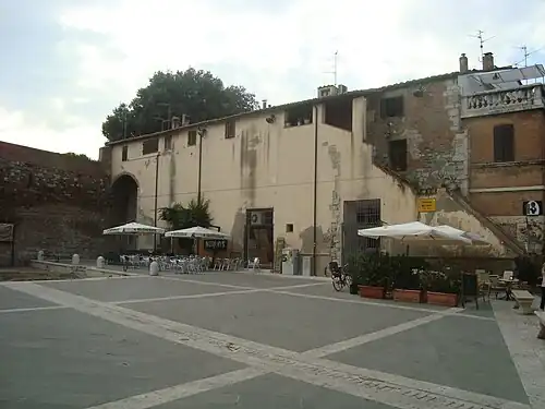 Piazza del Sale.