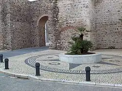 Vue sur la porte de Saint-Sébastien