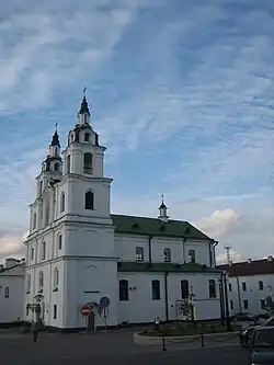 La Cathédrale du Saint-Esprit au coucher du soleil