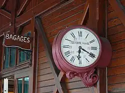 L'horloge, côté ouest.