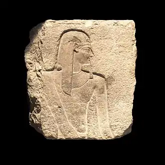 Césarion, fils de César et Cléopâtre. Bas-relief du temple de Cléopâtre et Césarion, Coptos, Ier&nbsp;siècle&nbsp;av. J.-C. Dynastie lagide