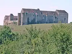 Château de Pisy, côté sud-est