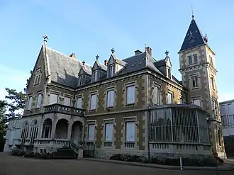 Le château Grammont.