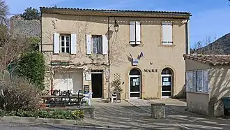 La mairie d'Auriac.