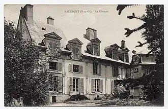 Le château - la mairie.