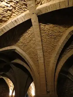 Voûtes quadripartites (début du XIIIe&nbsp;siècle).