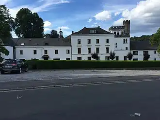 Le château d'Hameau, aujourd'hui la maison de repos « Le Castel ».