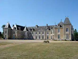 Le château de Panloy.