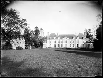 Château de Tourdelain, Ensemble sur parc par Gustave William Lemaire, entre 1900 et 1920.