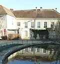 Bassin et dépendances